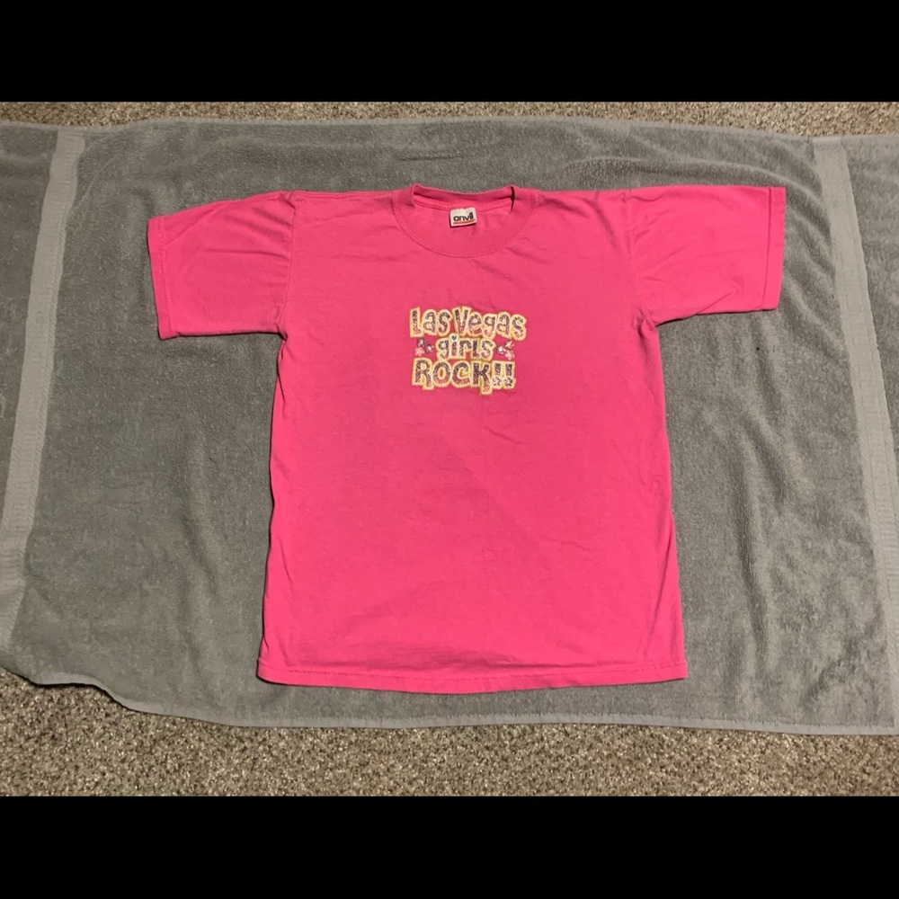 Size M, statement tee.
